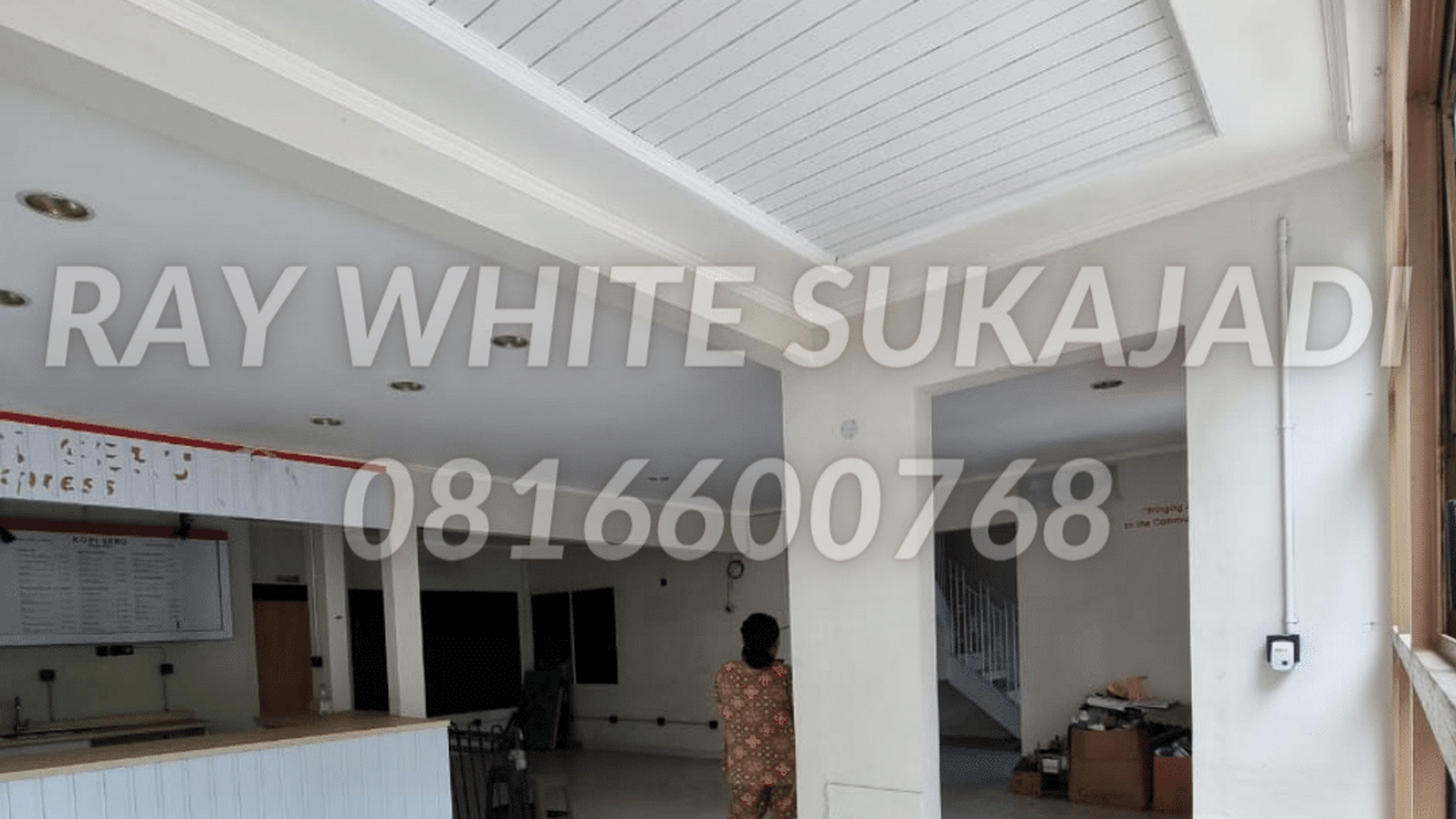 Rumah kost dan Ruang Usaha Surya Sumantri Mainroad