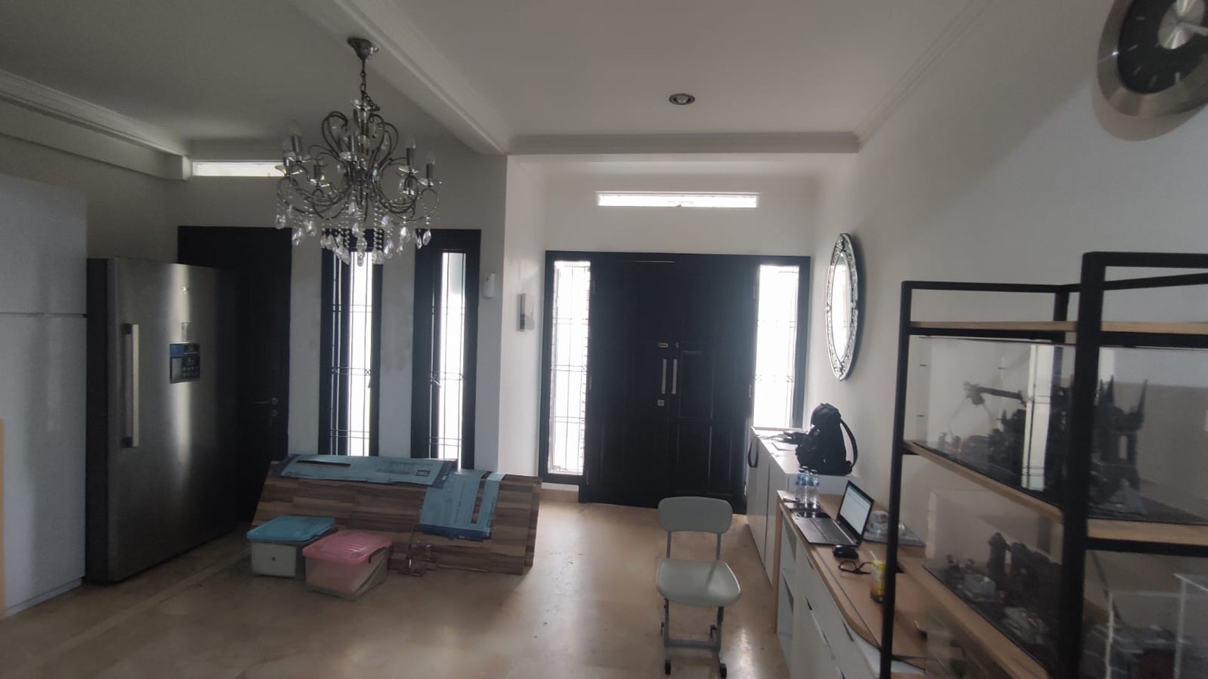 Rumah Furnished, bangunan bagus, siap huni di Bintaro