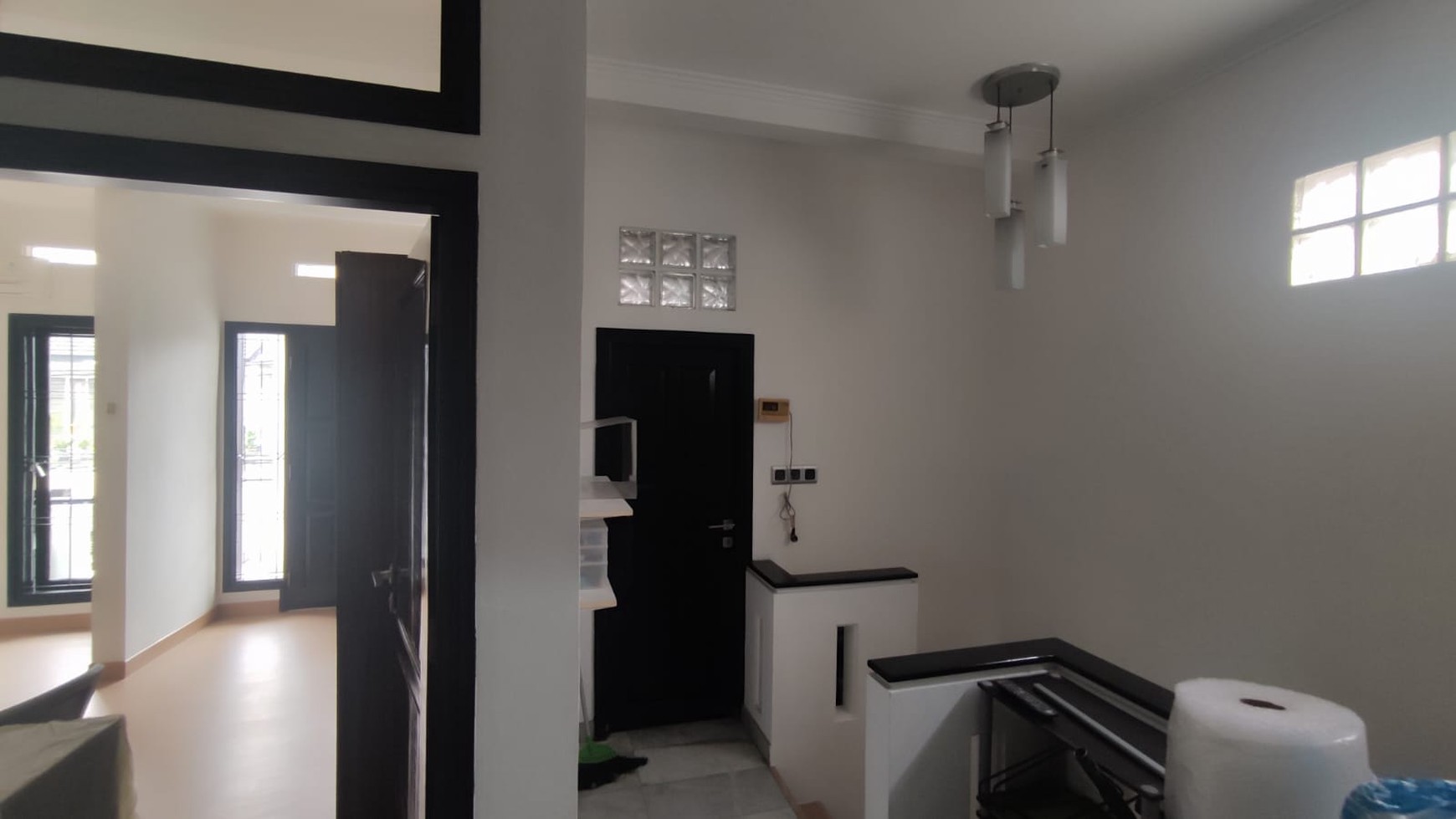 Rumah Furnished, bangunan bagus, siap huni di Bintaro