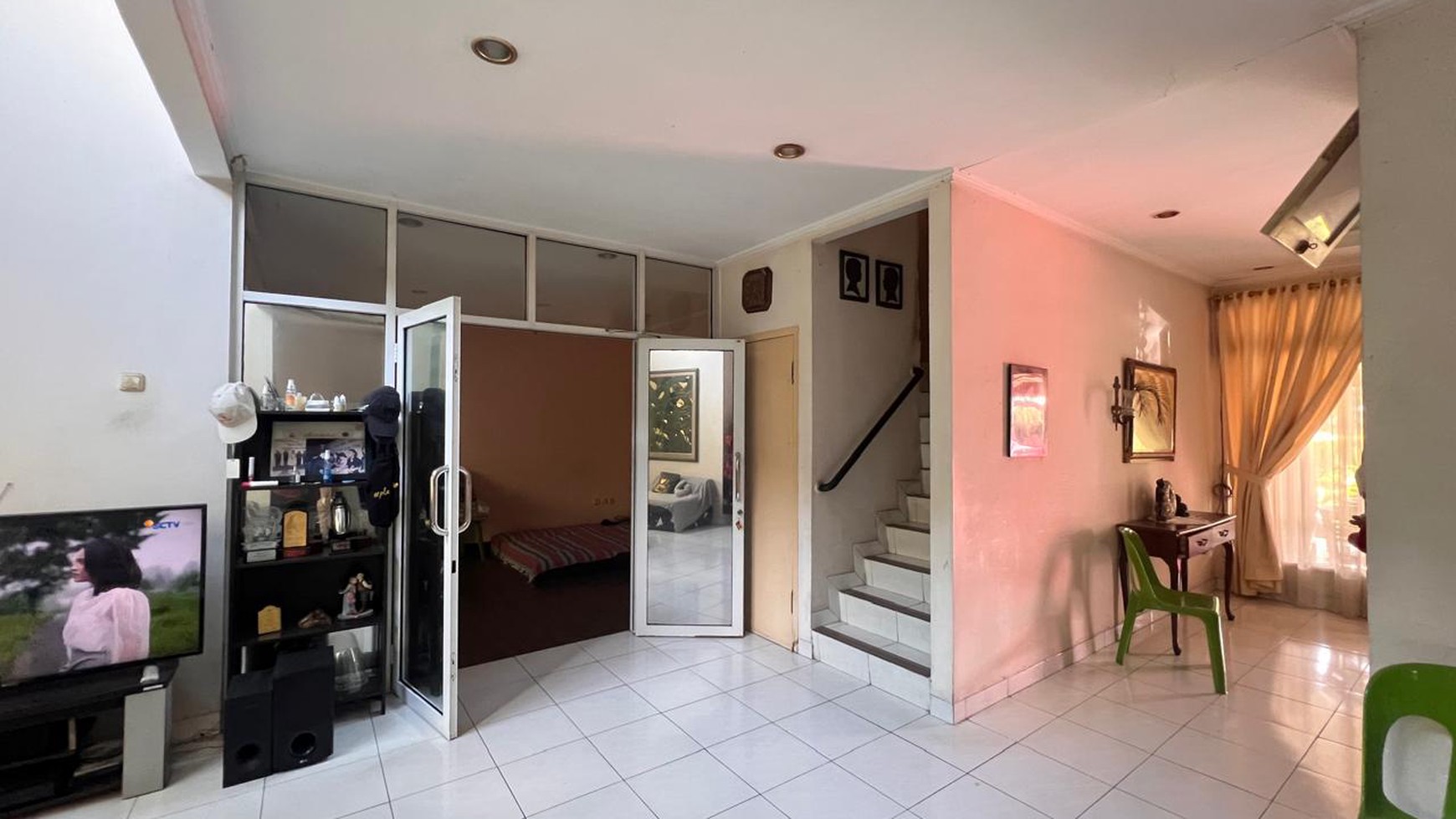 Rumah Bagus Di River Park Bintaro Jaya Sektor 8, Tangerang selatan