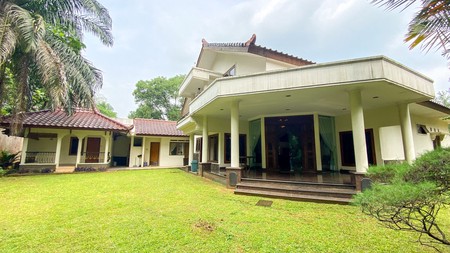Rumah Etnik dengan Paviliun dan Halaman Luas, Dekat Tol Bogor - Investasi Hunian Idaman