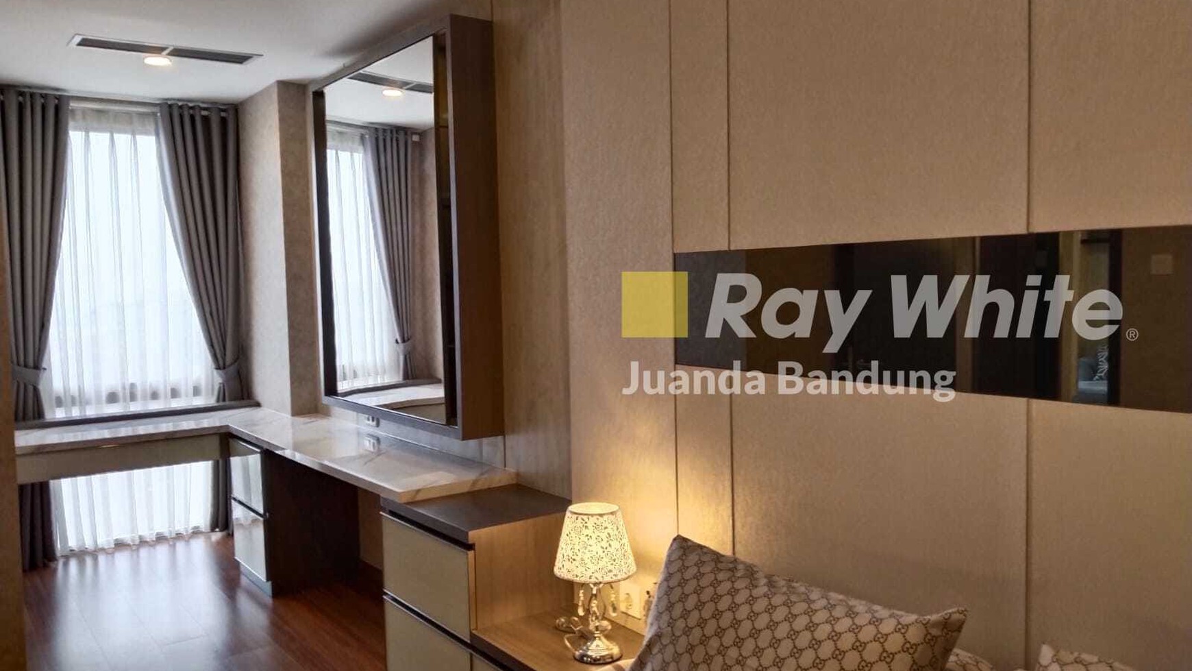 Langka Luxury Apartment Hegarmanah Residence 2BR Full Furnished strategis !