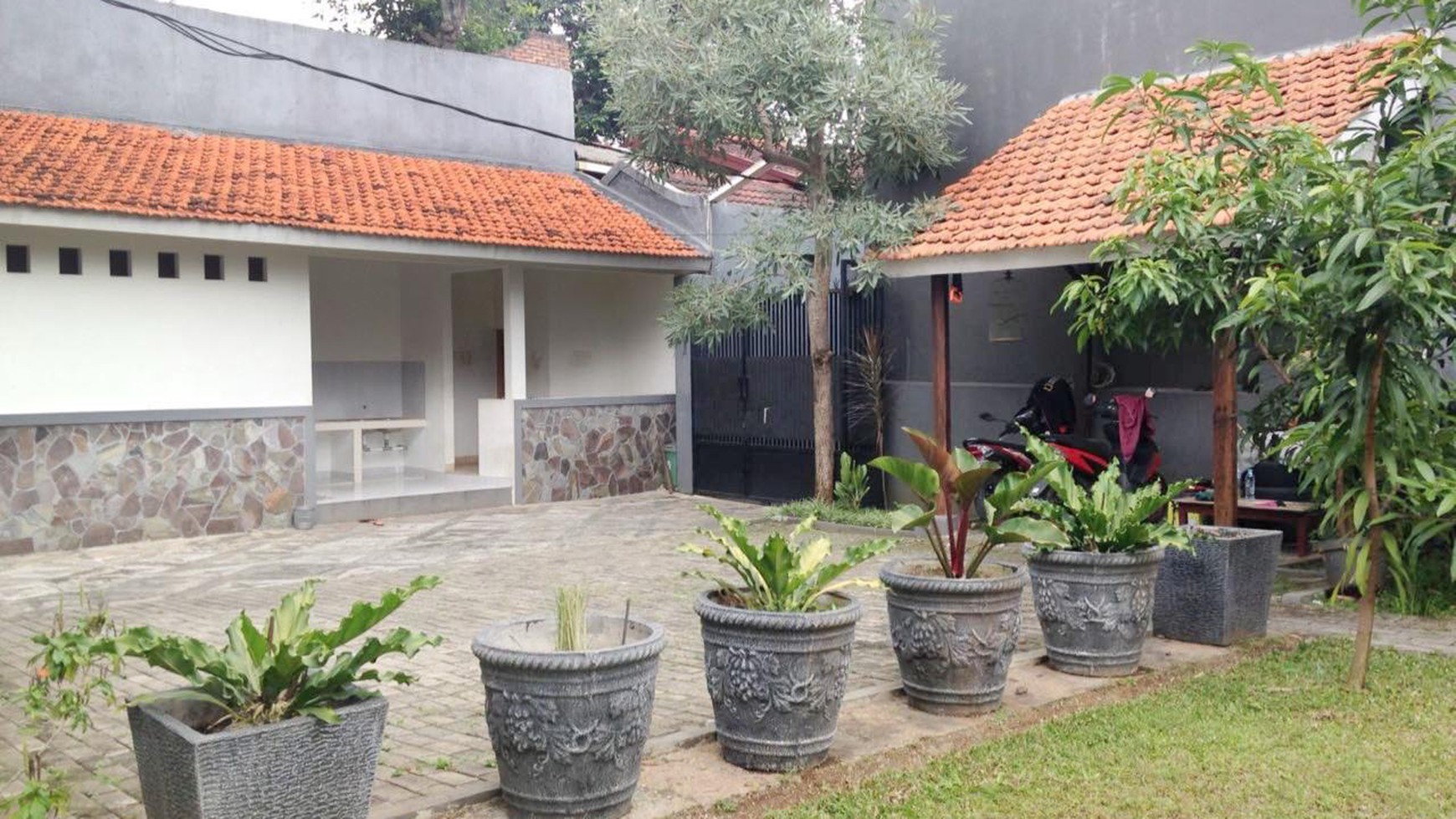 Rumah Bagus Di Jl Lagga Raya Lenteng Agung Jakarta Selatan