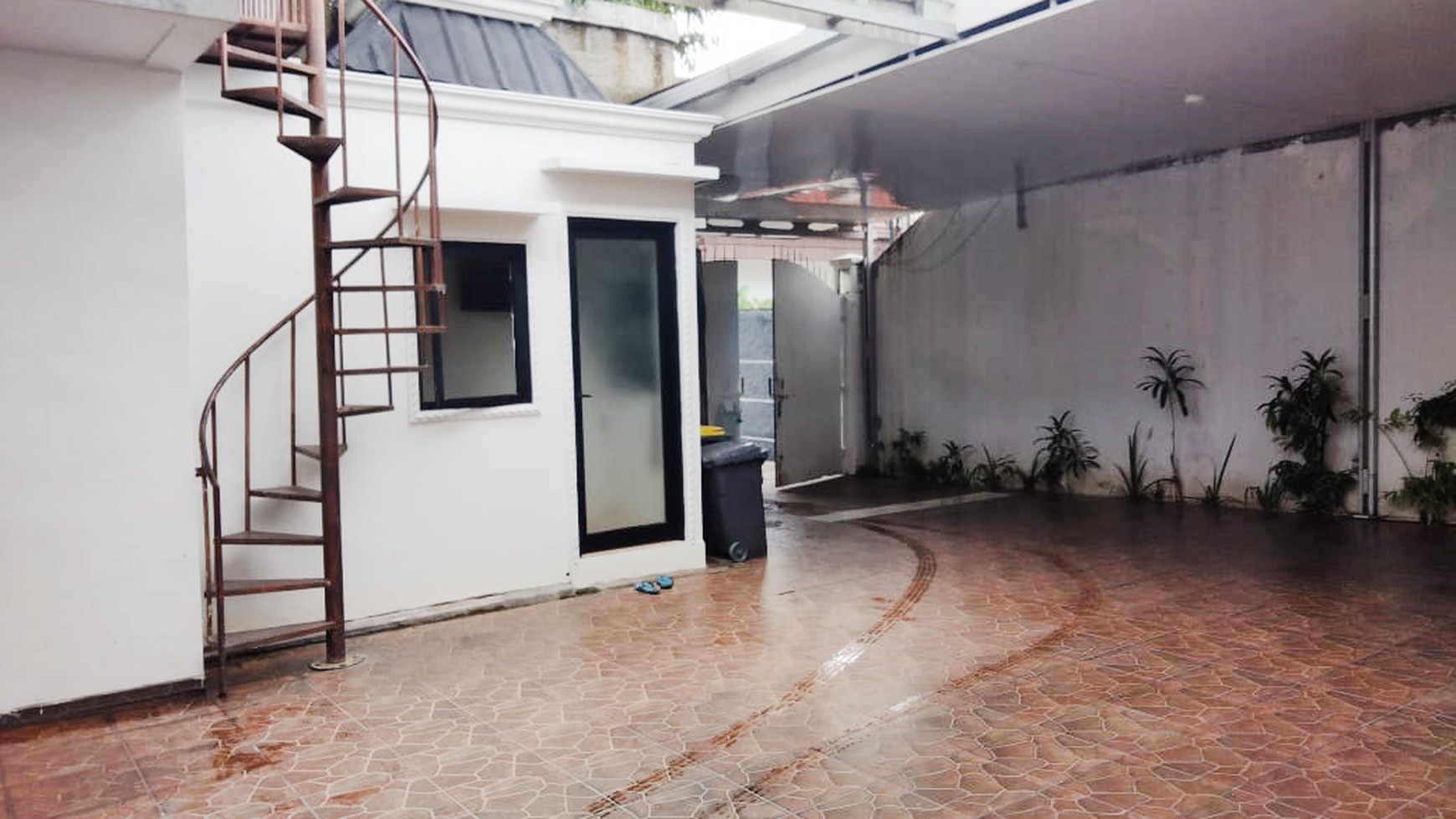 Rumah Bagus Di Jl Kemang Timur Jakarta Selatan