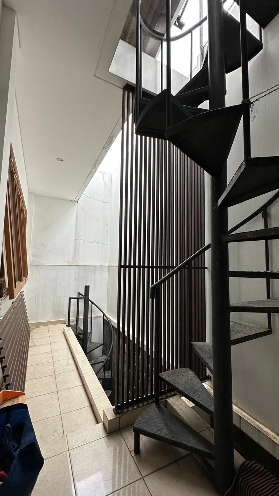 Rumah Modern Minimalis di Area Pondok Indah Jakarta Selatan