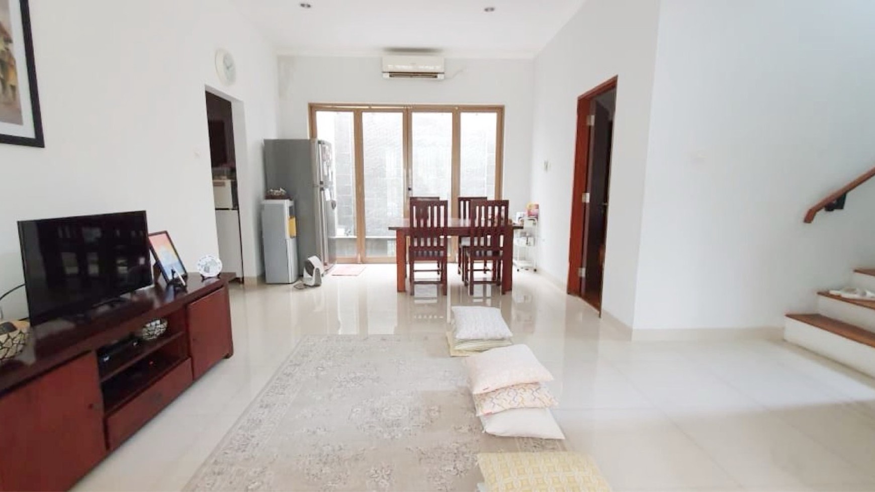 Rumah Hitung Tanah Area Cipete