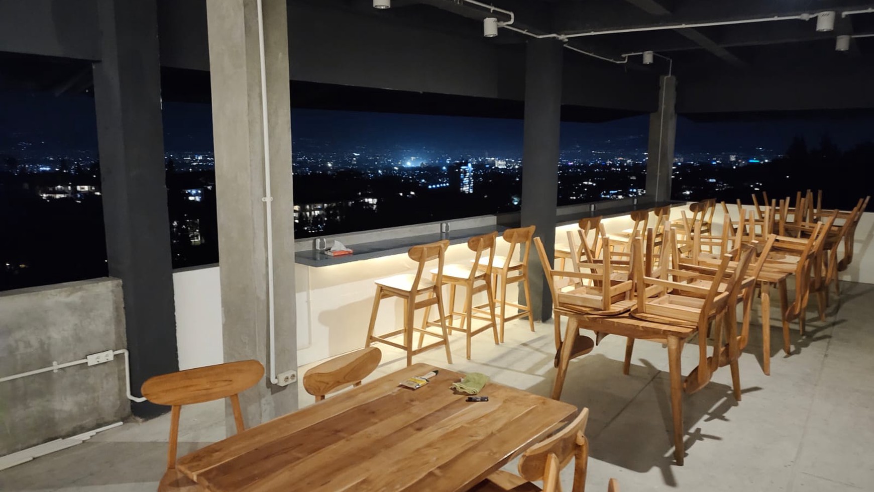 Rumah Hitung Tanah Area Cipete