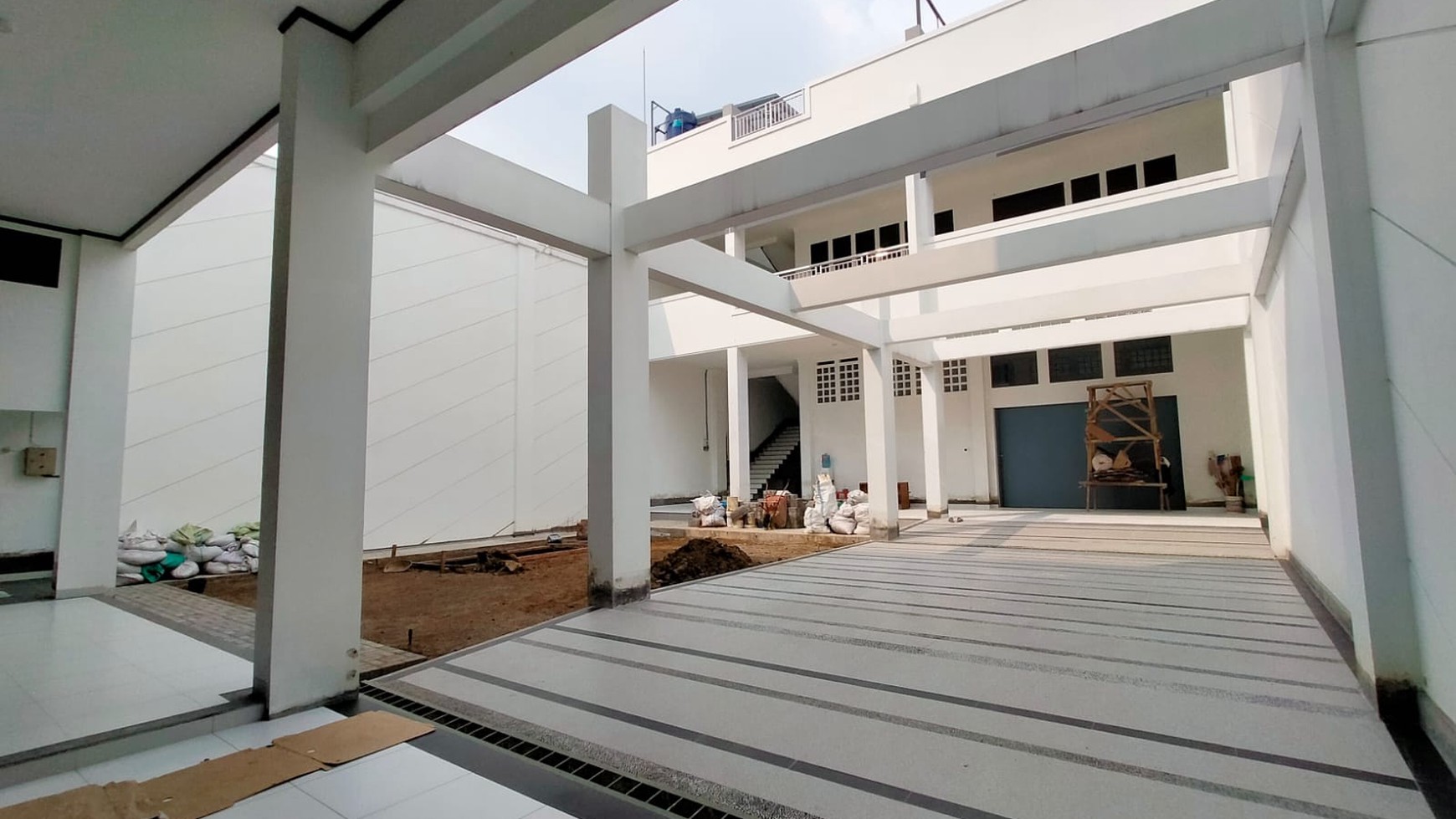 Rumah Hitung Tanah Area Cipete