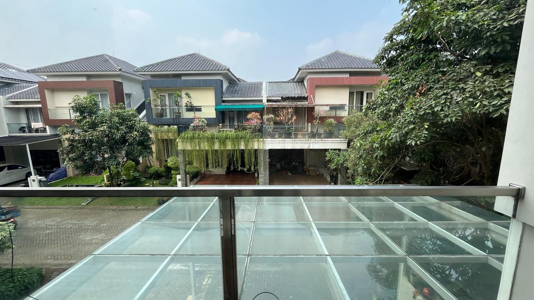 Rumah Bagus Di Kebayoran Essence, Bintaro Jaya