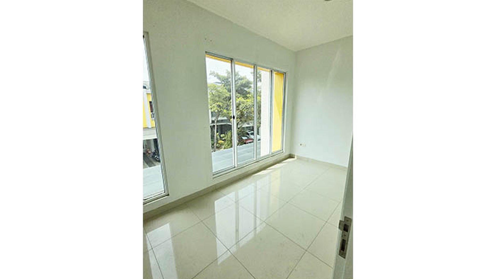 Rumah Jual Cepat, Jual Rugi Sedayu City, Cluster Eropa Abbey Road, Luas 8x15m2