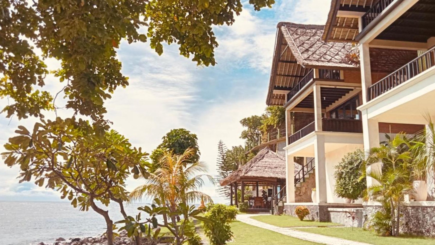 Villa Ahmed Santorini Jl Karang Asem, Bali Luas 20 Are