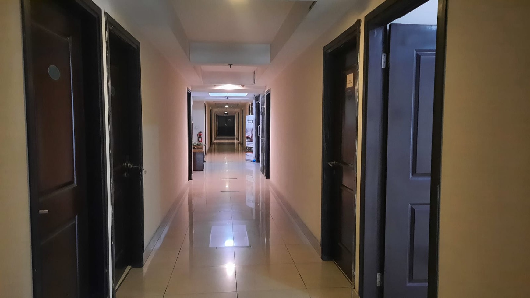 APARTEMEN METROPARK CONDOMINIUM JABABEKA DI LOKASI STRATEGIS DEKAT LIVING PLAZA JABABEKA