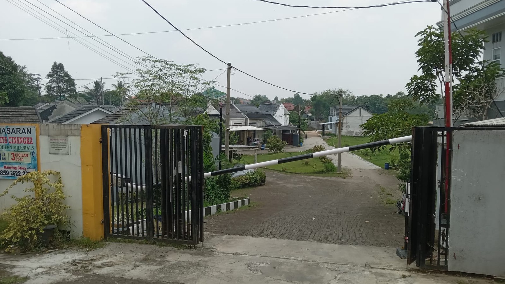 Cinangka pendidikan rumah murah dalam cluster