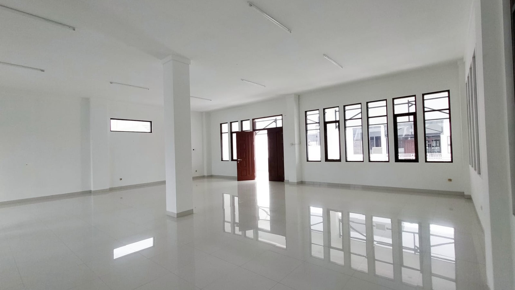 Rumah + Kantor di Komplek Mekarwangi Bandung