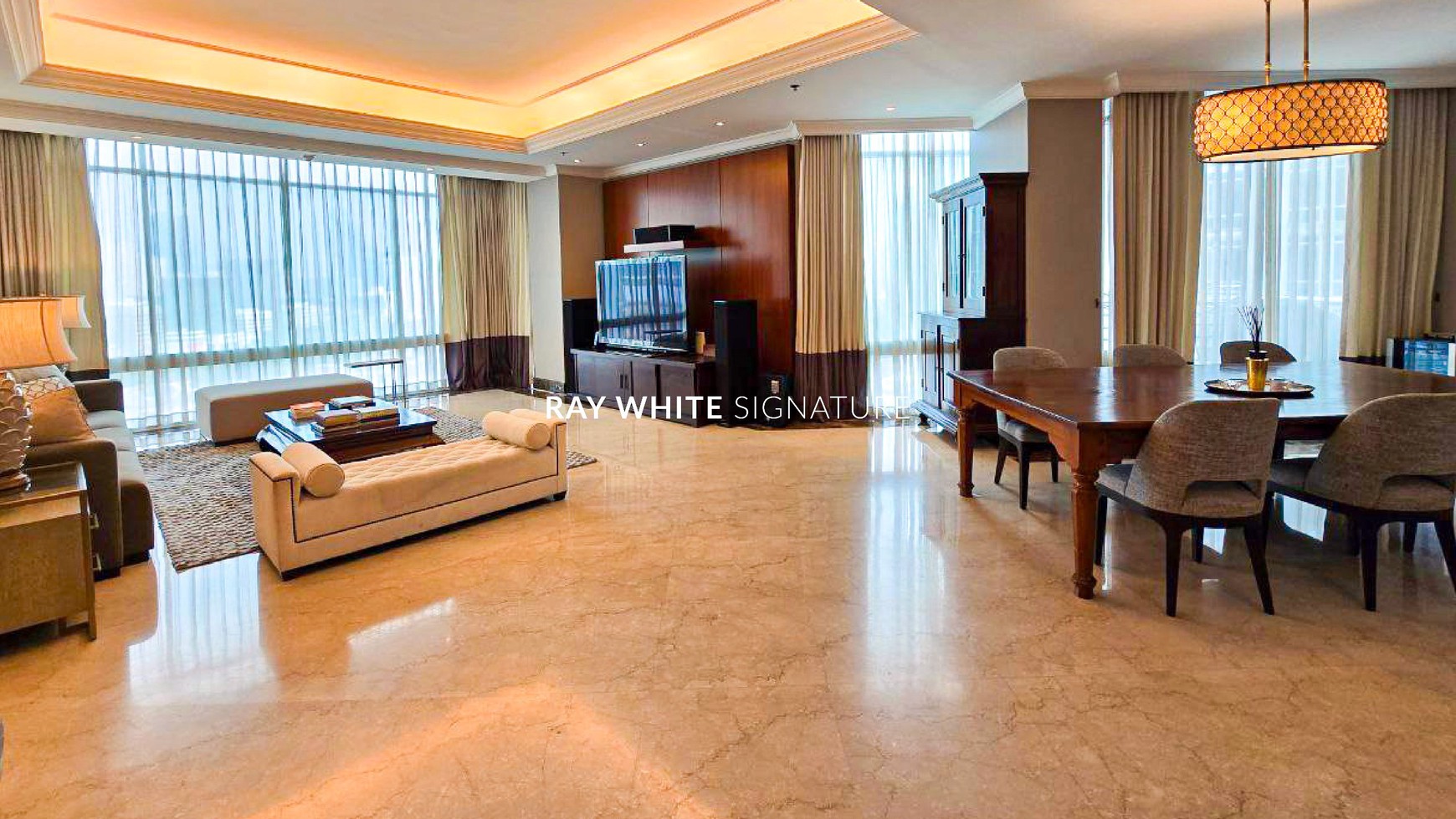 Dijual  Four Seasons Residence Furnished View City Lokasi Strategis Jakarta Selatan 