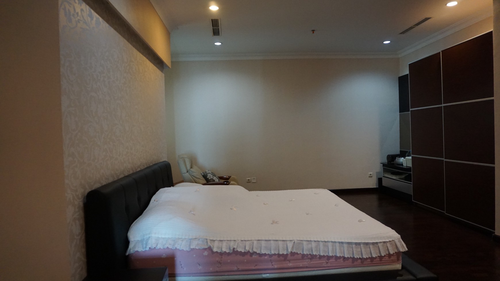 Apartemen Belleza Permata Hijau