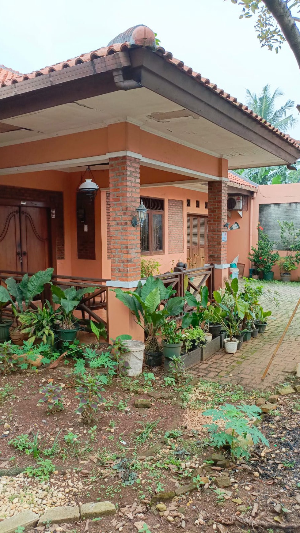 Rumah Lokasi Strategis dengan Hunian Asri dan Nyaman @Pamulang