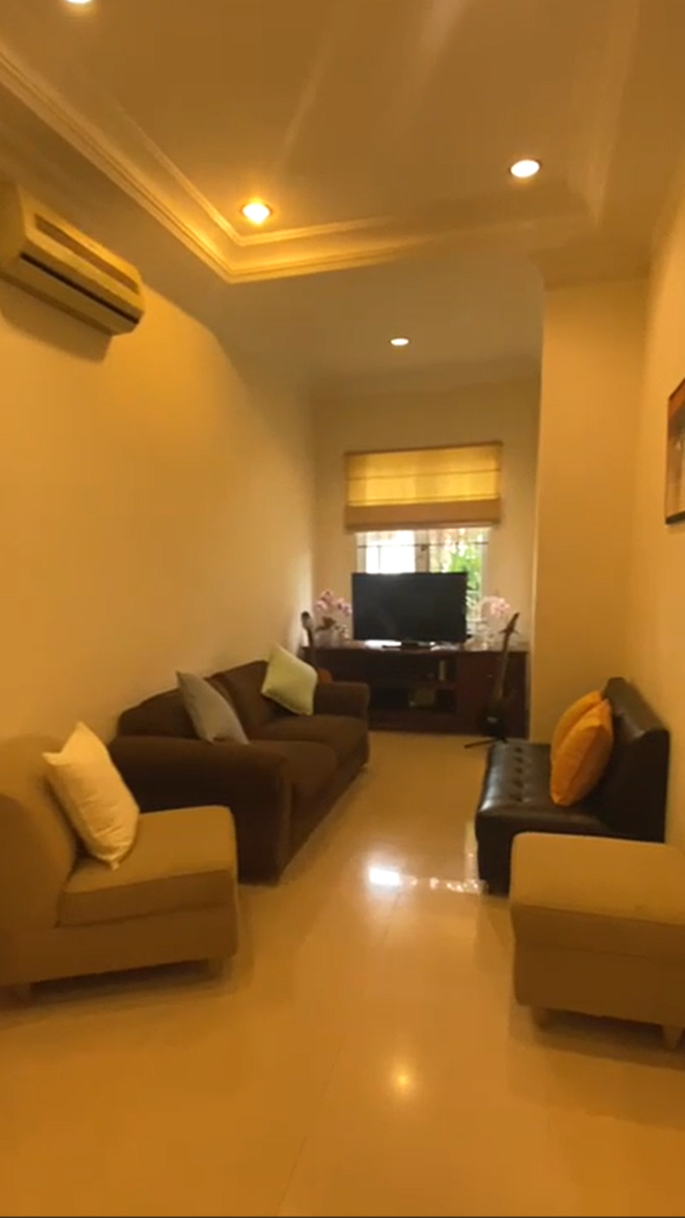 Dijual Rumah Full Furnished di Taman Bromo Lippo Karawaci