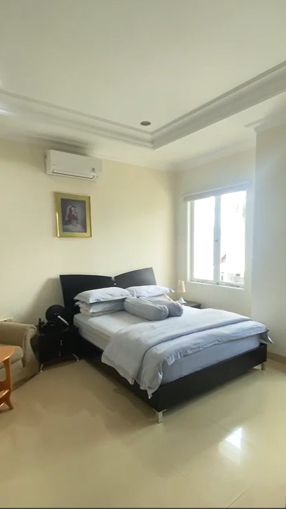 Dijual Rumah Full Furnished di Taman Bromo Lippo Karawaci