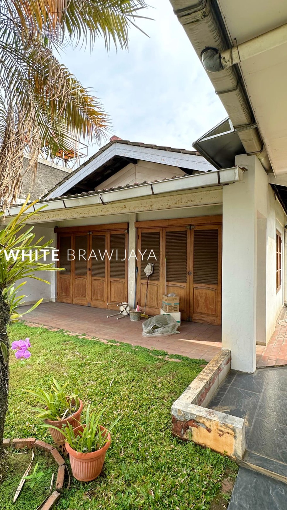 Rumah Hitung Tanah Area Cipete