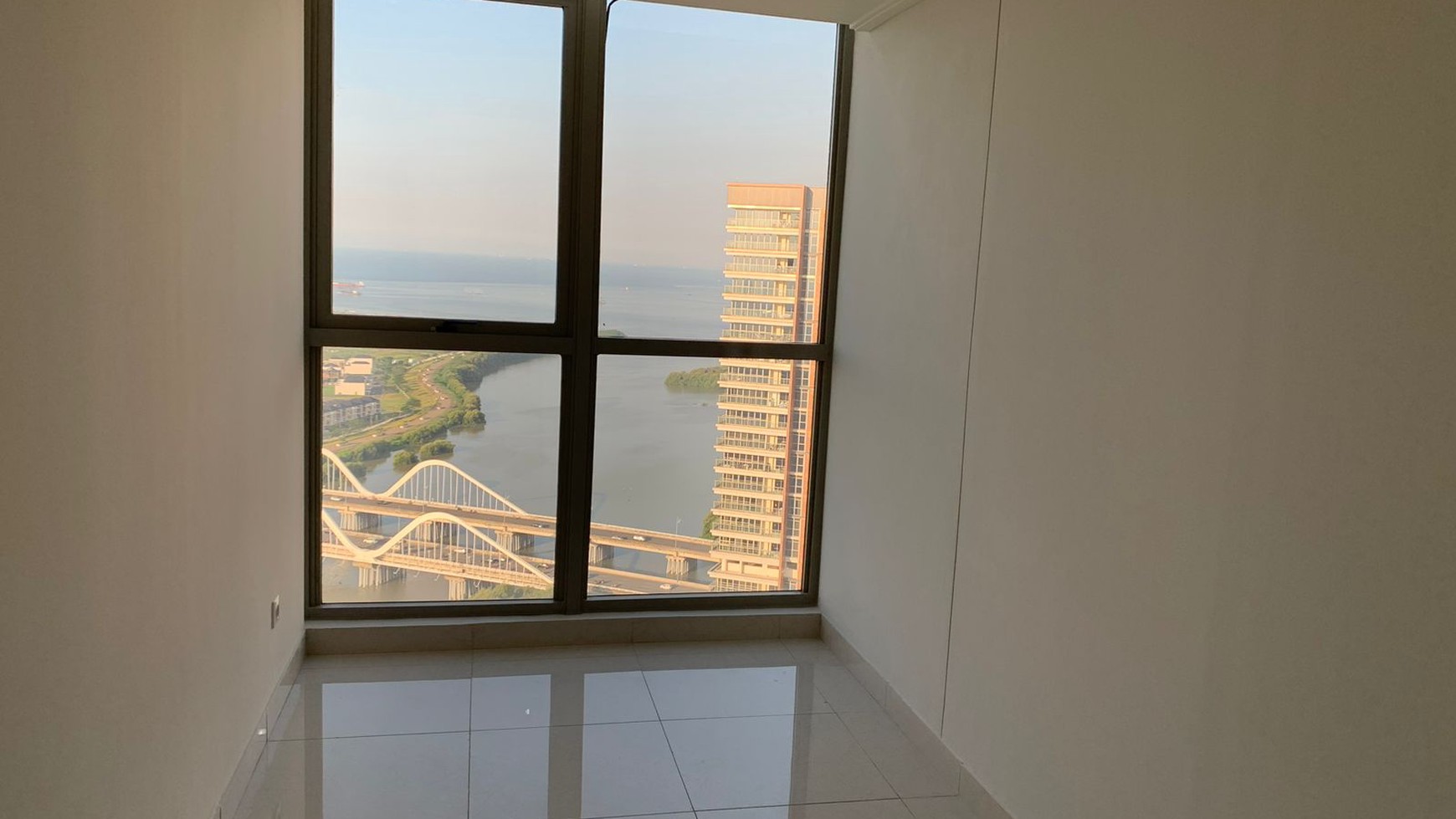 APARTEMEN GOLD COAST TOWER HONOLULU PIK