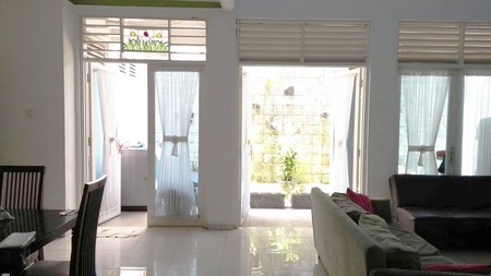 Rumah Jatiwaringin, jl Jatiroto Atas Luas 18x12,5m2