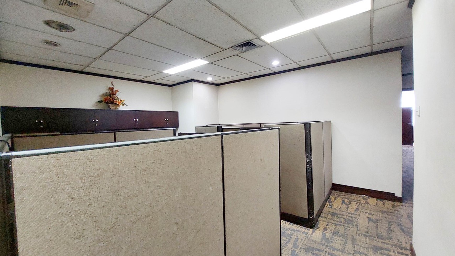 Office Space Wisma SMR Sunter, Luas 192m2