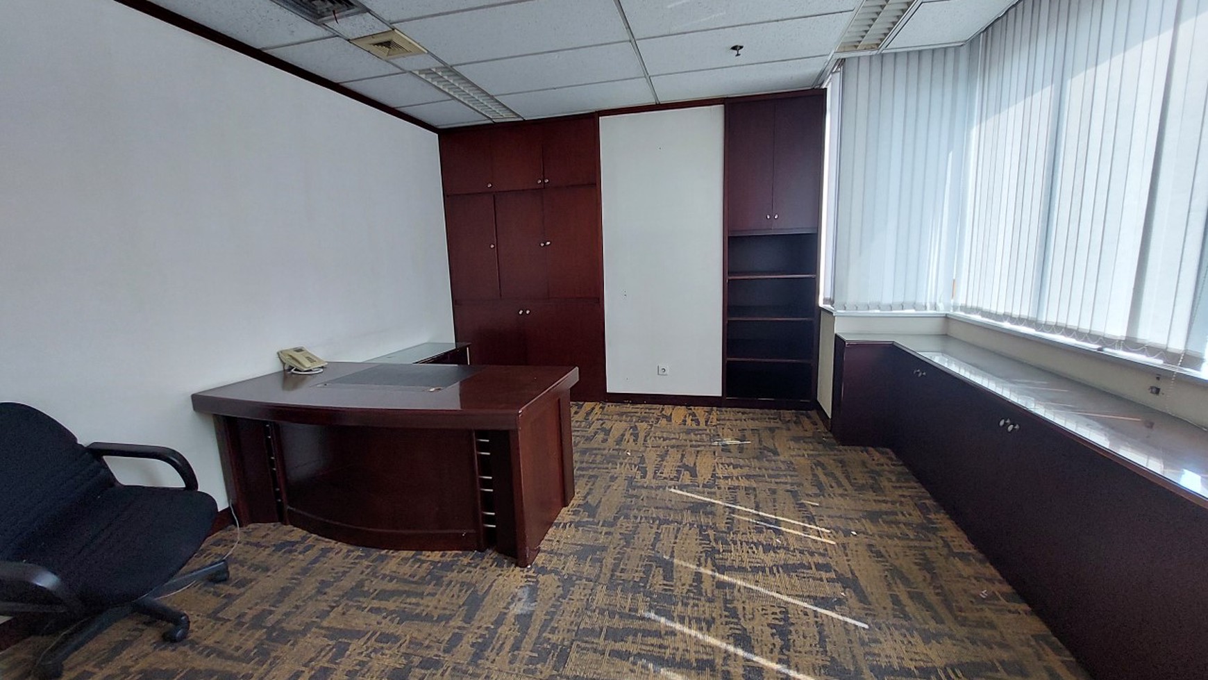 Office Space Wisma SMR Sunter, Luas 192m2