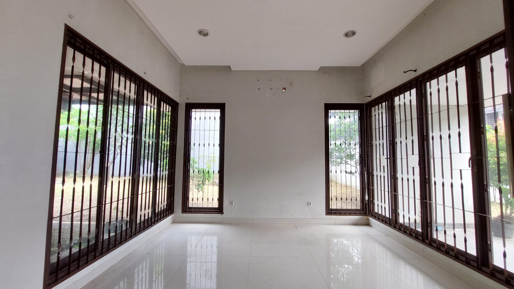 Rumah Mewah dalam Cluster Premium di Bogor Selatan