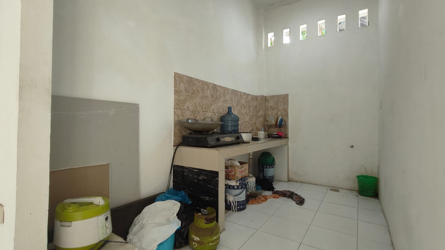 Rumah Hook Tanah Luas Harga Murah di Pondok Ungu Permai