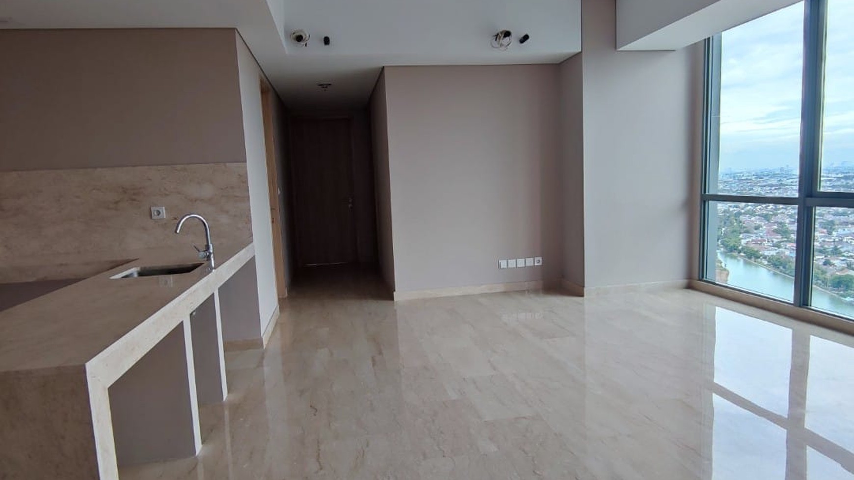 Dijual rugi apartemen Holland Village 2, Jakarta Pusat