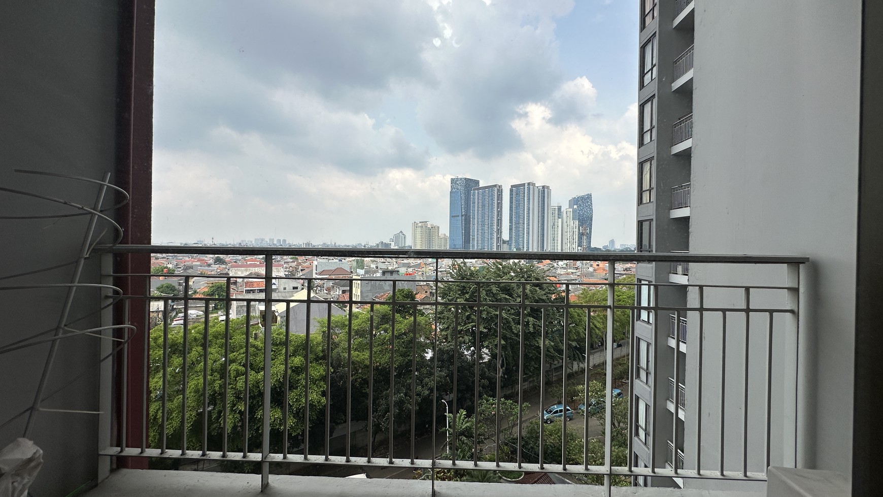 Disewakan Apartemen Taman Rasuna Tower 12