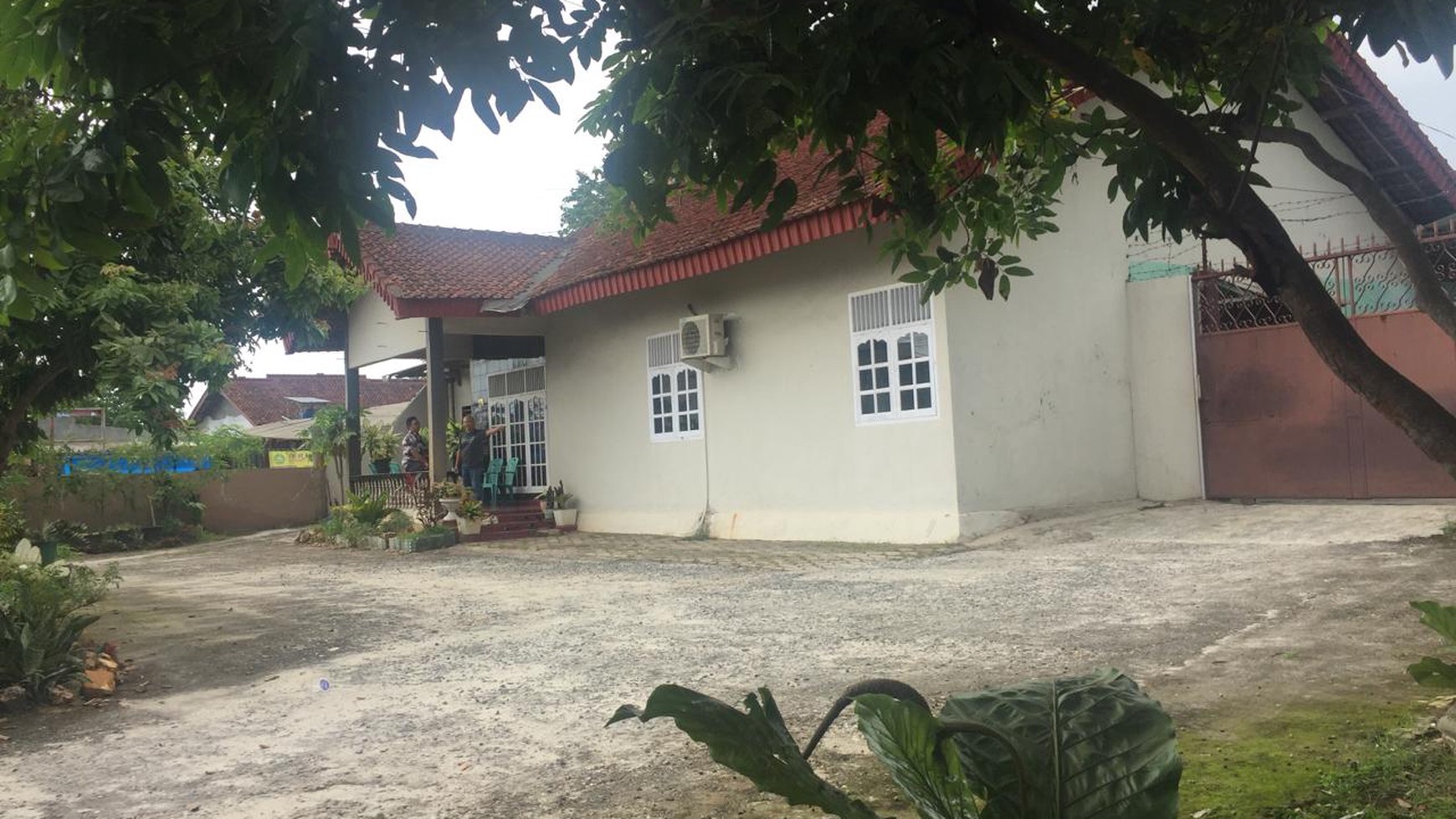 Rumah Pinggir Jalan Rajabasa Bandar Lampung