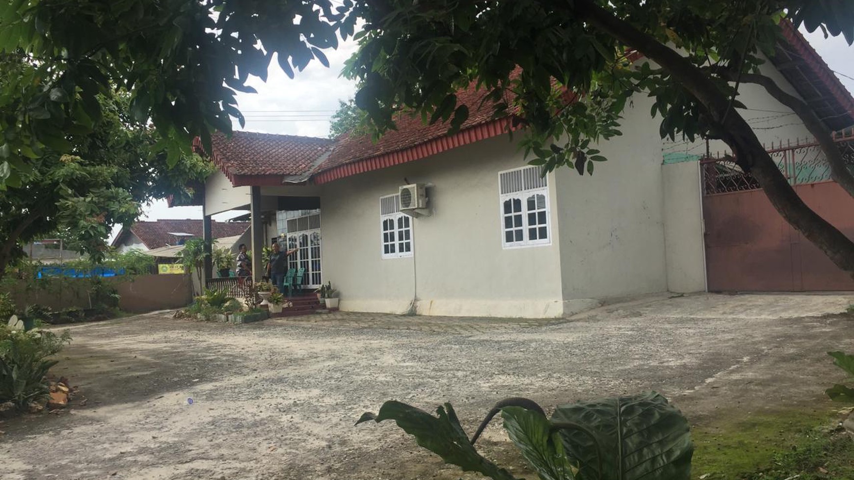 Rumah Pinggir Jalan Rajabasa Bandar Lampung