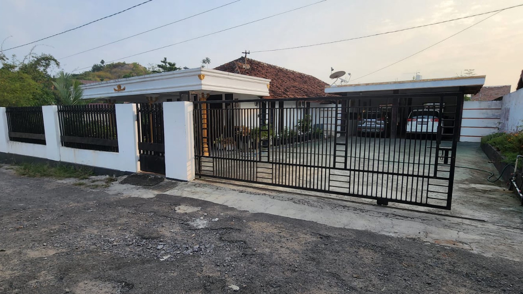 Rumah Mewah + Tanah Luas Harga Murah di Kedamaian Bandar Lampung