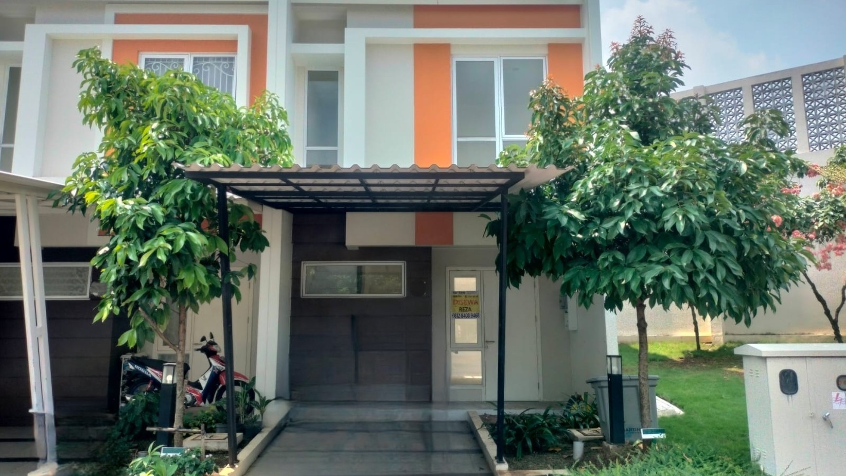 Murah. Rumah Bagus Harga Menarik Martinez, Gading Serpong