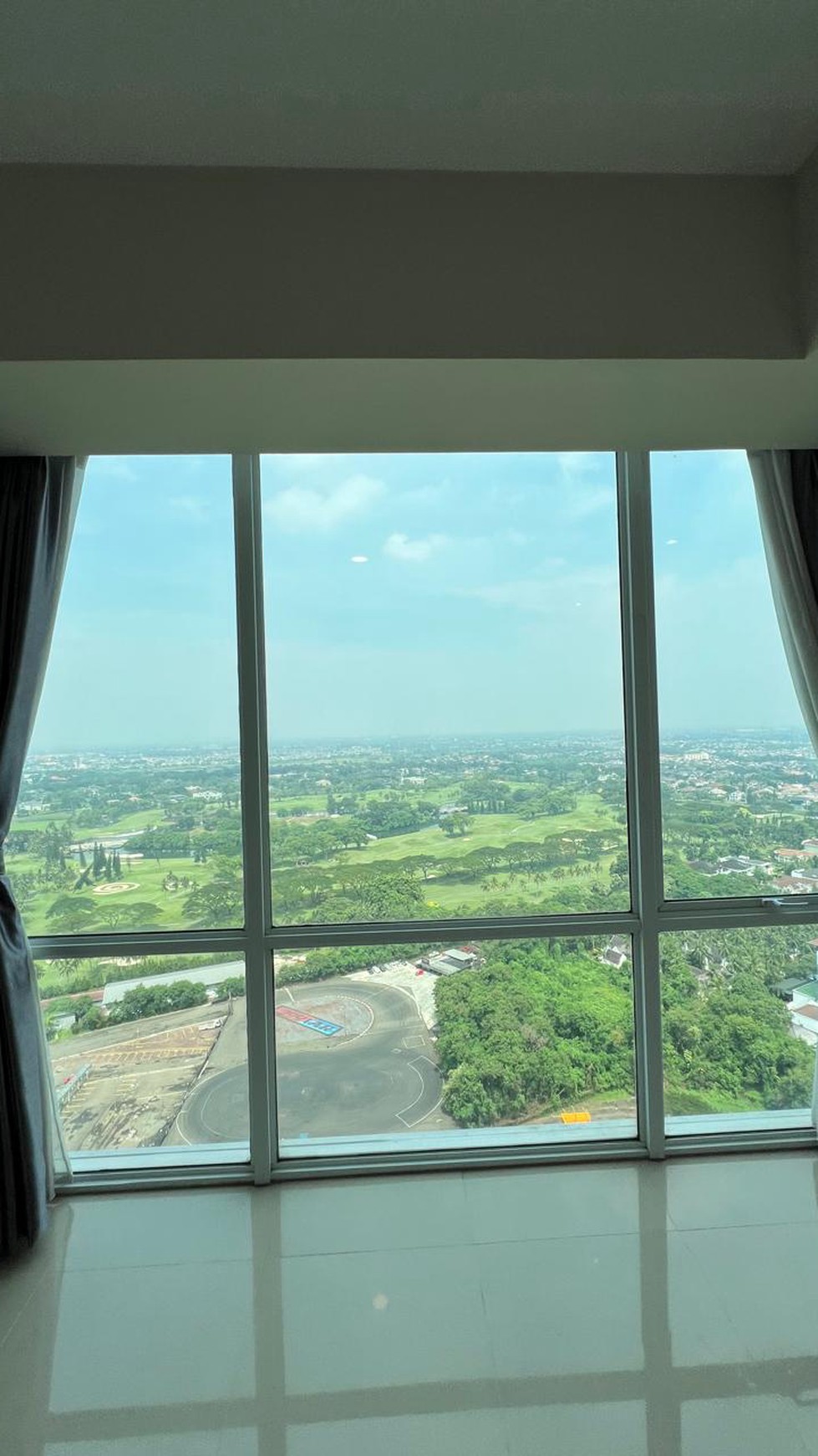 Dijual apartemen U- Residence  Tower 3 view golf,semi furnish  dan siap huni