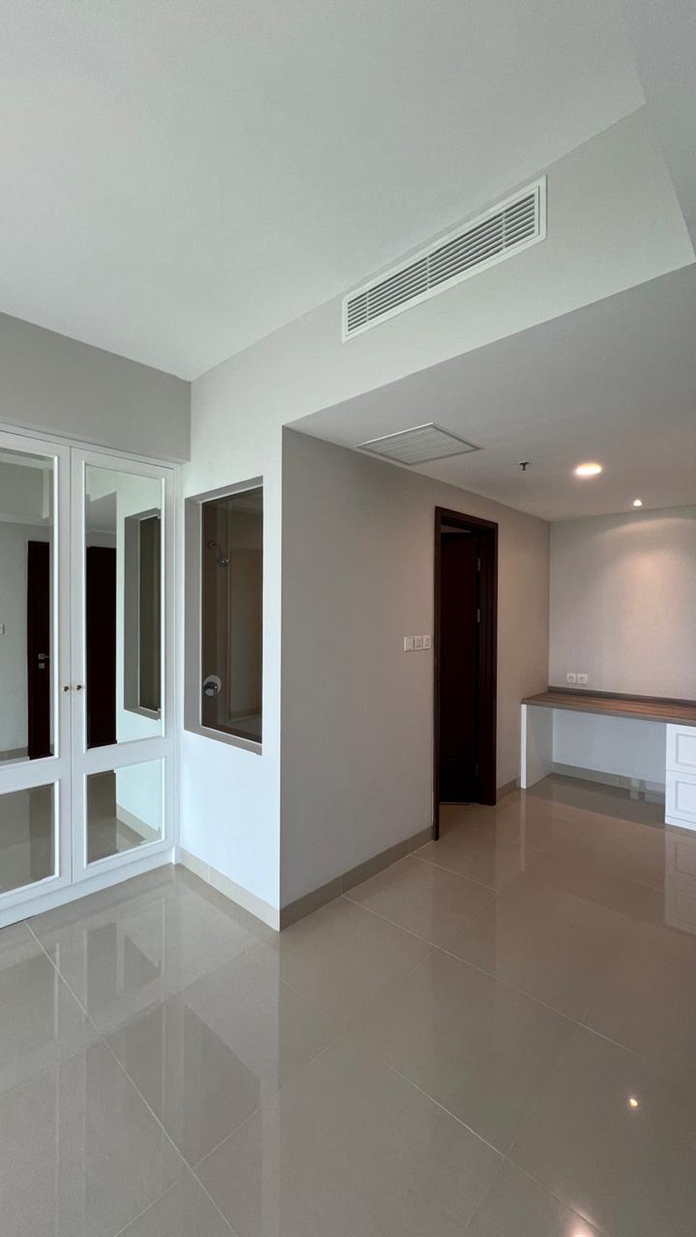 Dijual apartemen U- Residence  Tower 3 view golf,semi furnish  dan siap huni