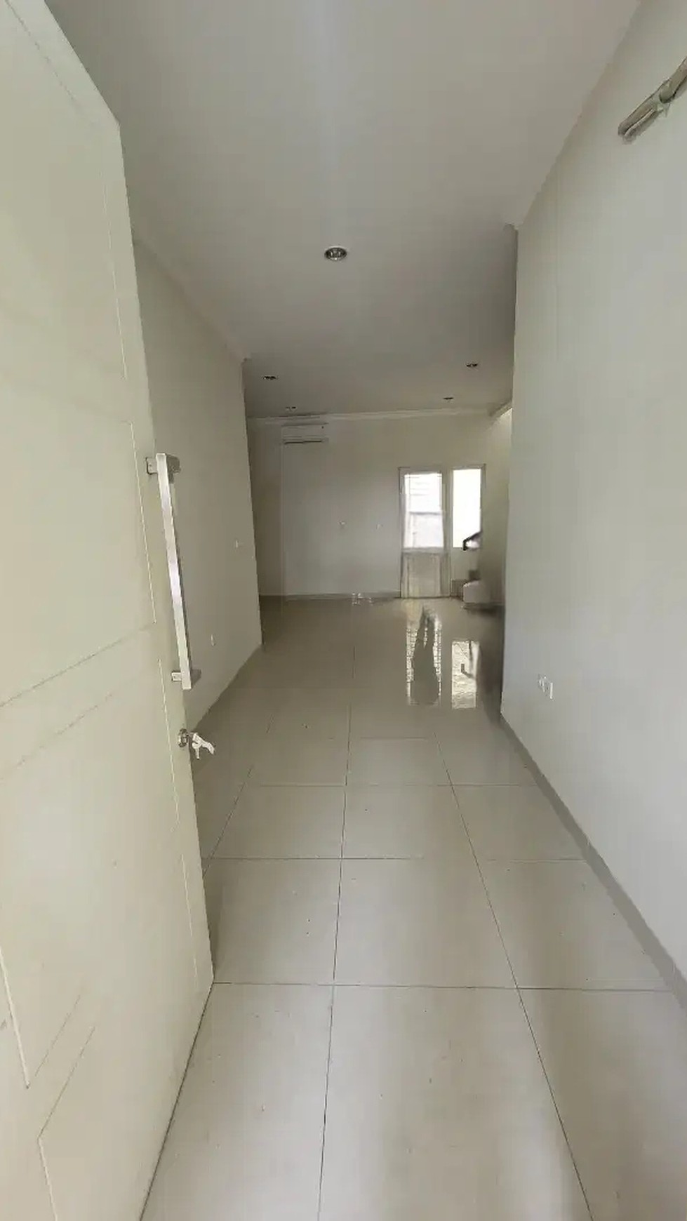 Best Price. Rumah mewah di cluster Maxwell, Gading Serpong