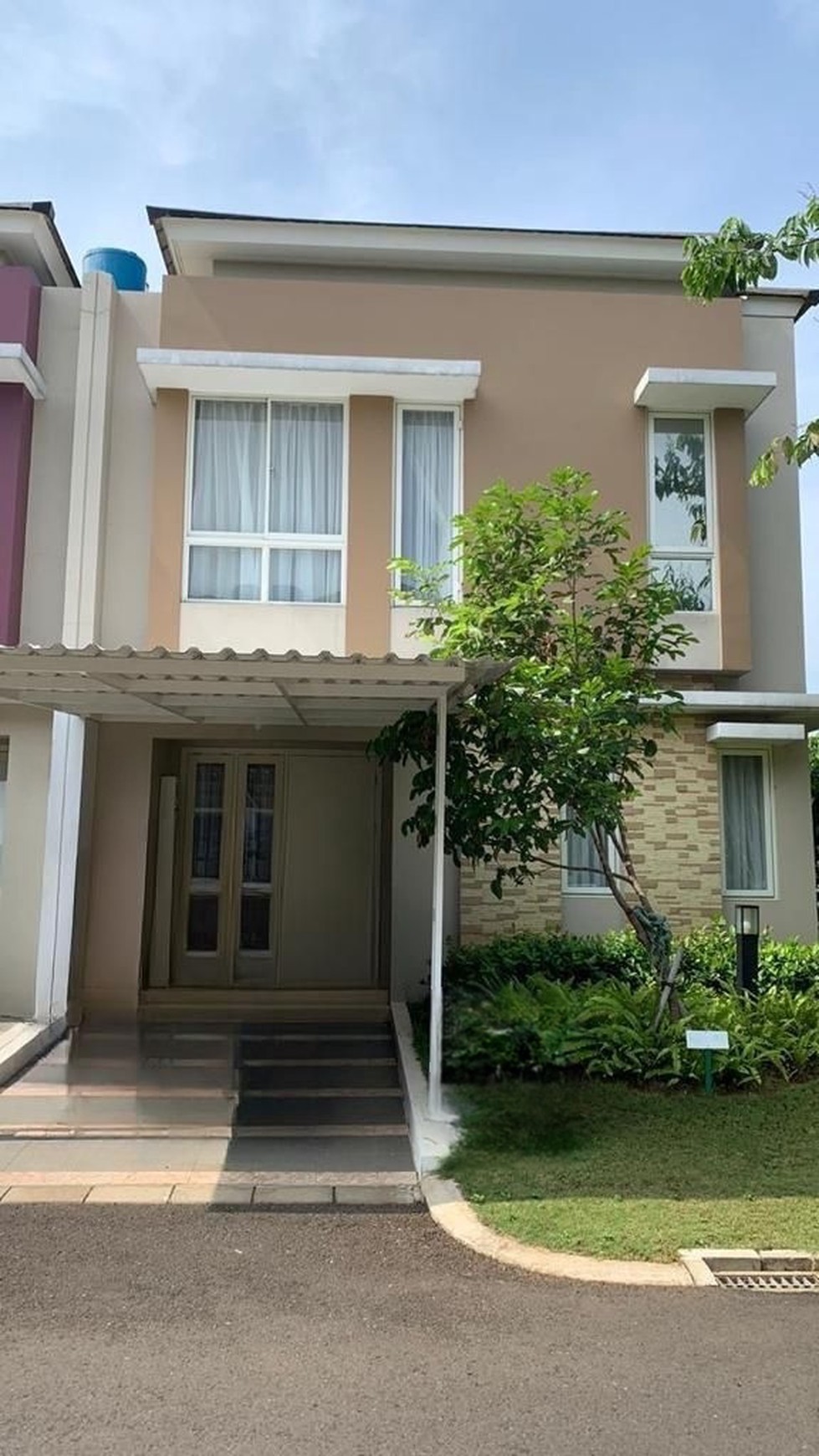 Hot Price. Rumah hook di cluster Thomson, Gading Serpong