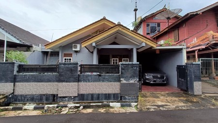 Rumah Lokasi Strategis dekat dengan Fasilitas Bintaro Jaya @Pondok Pucung