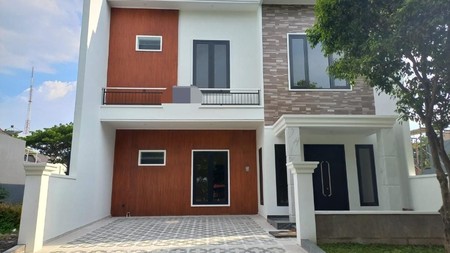 DijuaL Rumah Baru di EastWood Citraland, Surabaya Barat