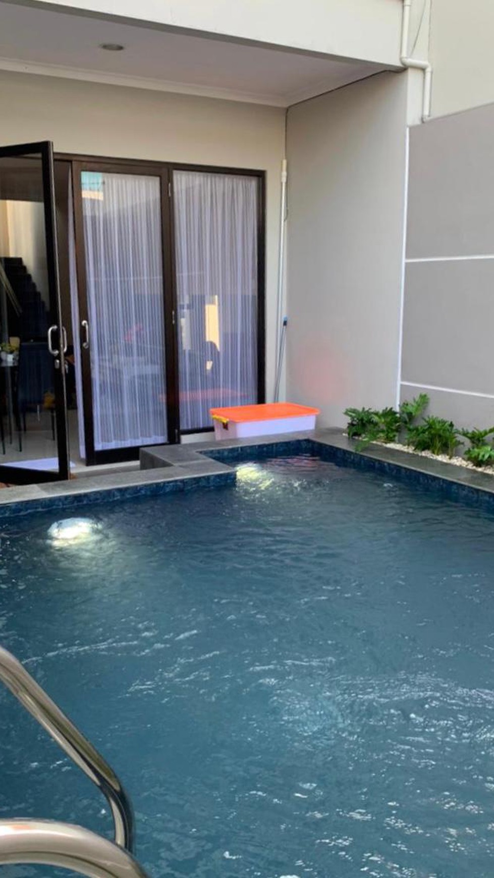 Rumah Hitung Tanah Area Cipete