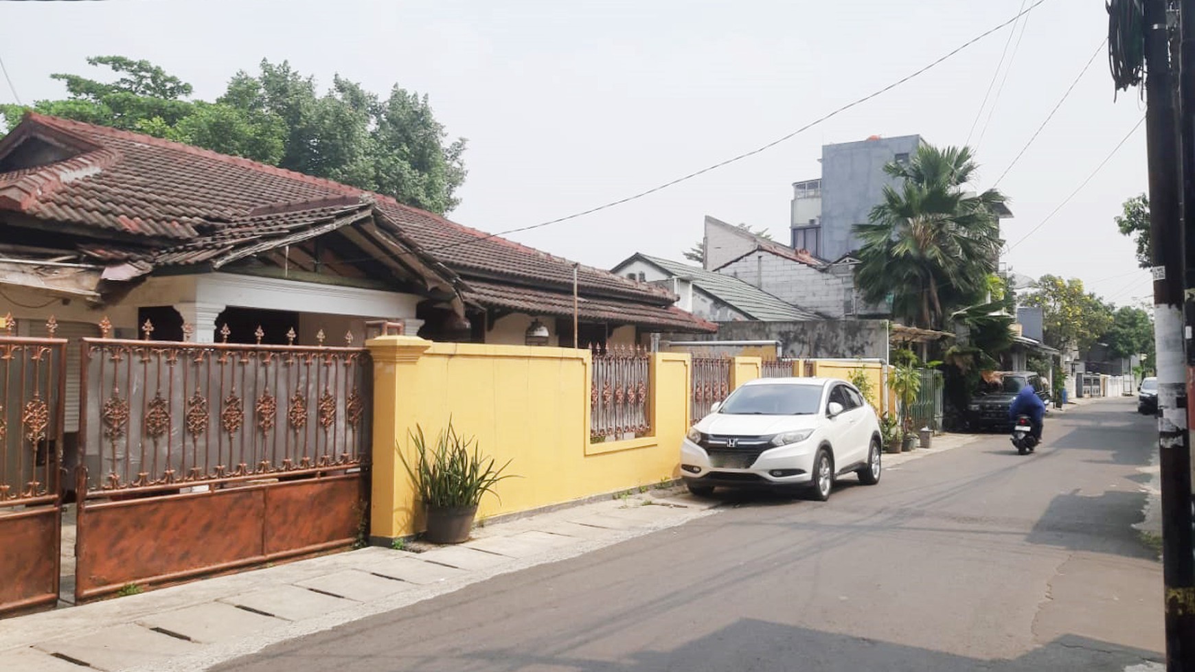Rumah Hitung Tanah Area Cipete