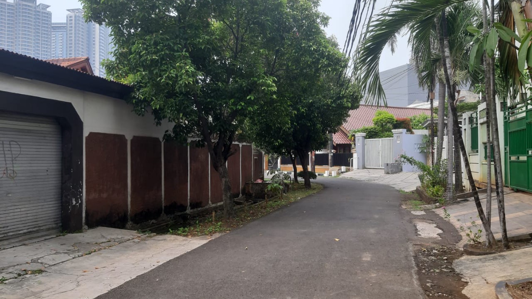 Rumah Hitung Tanah Area Cipete