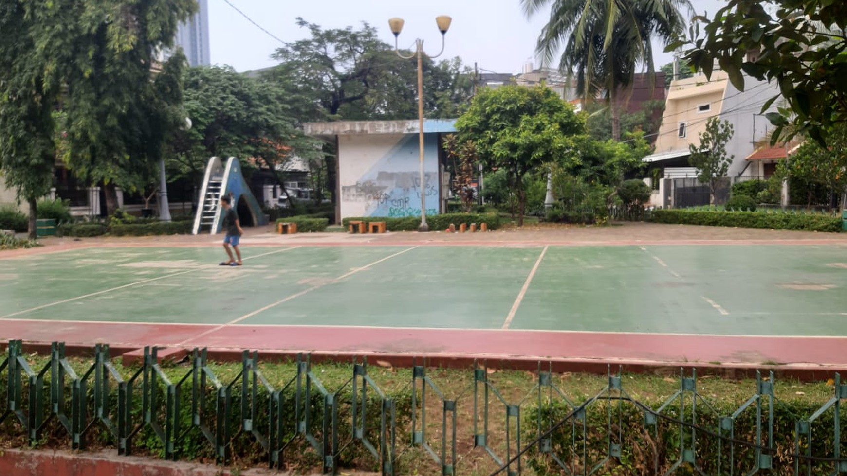 Rumah Hitung Tanah Area Cipete