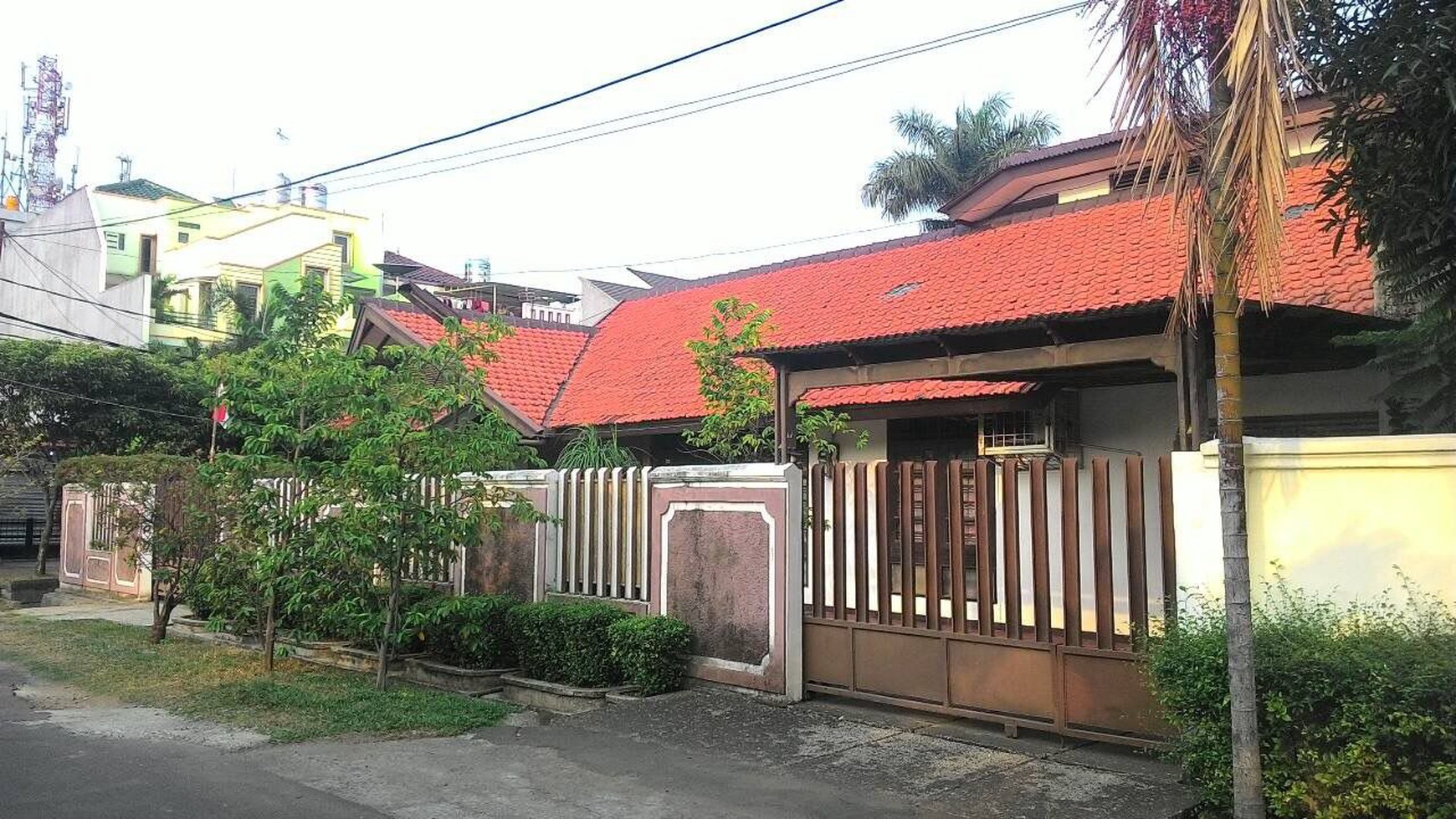 Rumah Hitung Tanah Area Cipete
