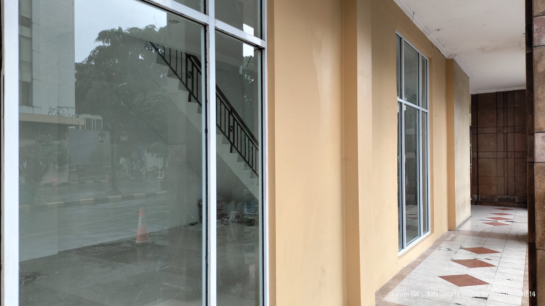 Rumah Hitung Tanah Area Cipete