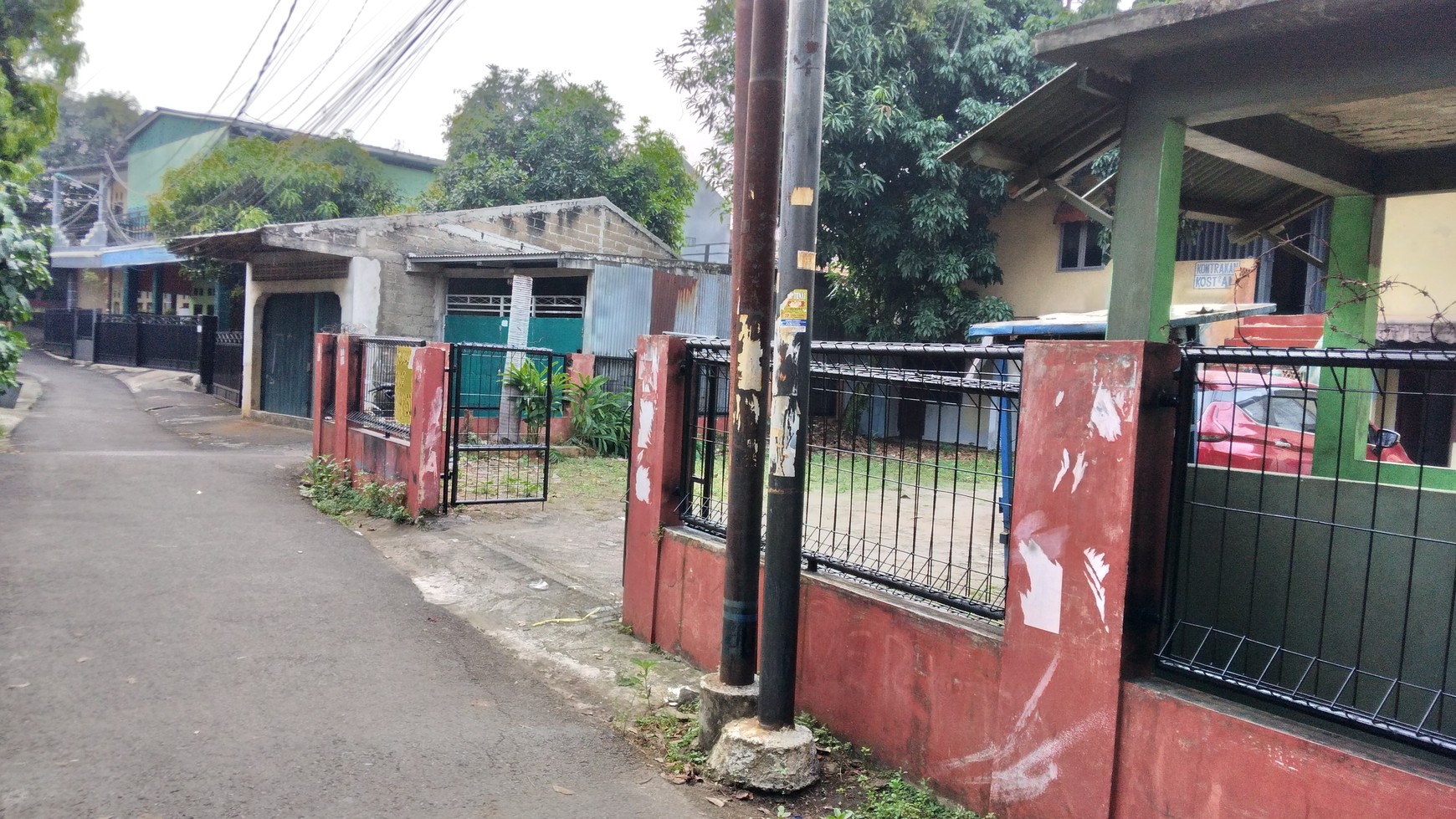 Rumah kos kosan dan  kontrakan di munjul cipayng jakarta timur harga nego