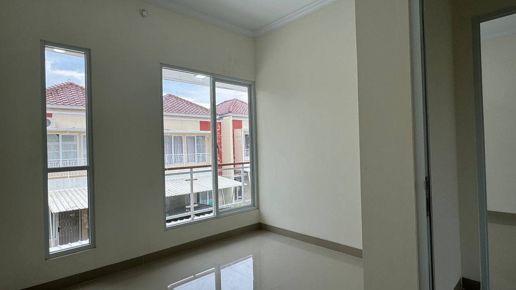 GDC rumah brand new 2 lantai cluster dekat alun2